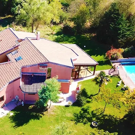 Appt 90m2. Campagne. Piscine